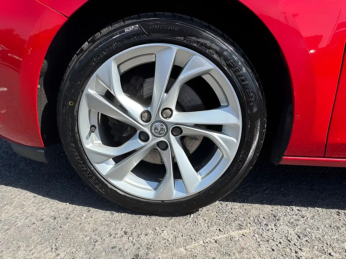Used 2016 Vauxhall Astra Sri Nav Red - Interior and Exterior details 16