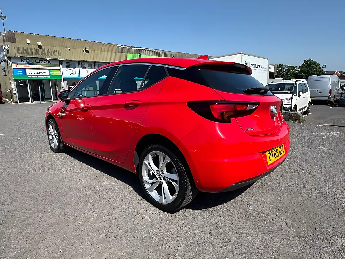 Used 2016 Vauxhall Astra Sri Nav Red - Interior and Exterior details 18
