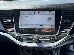 Used 2016 Vauxhall Astra Sri Nav Red - Interior and Exterior details 8