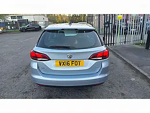 Used 2016 Vauxhall Astra Sri Nav Silver - Interior and Exterior details 11