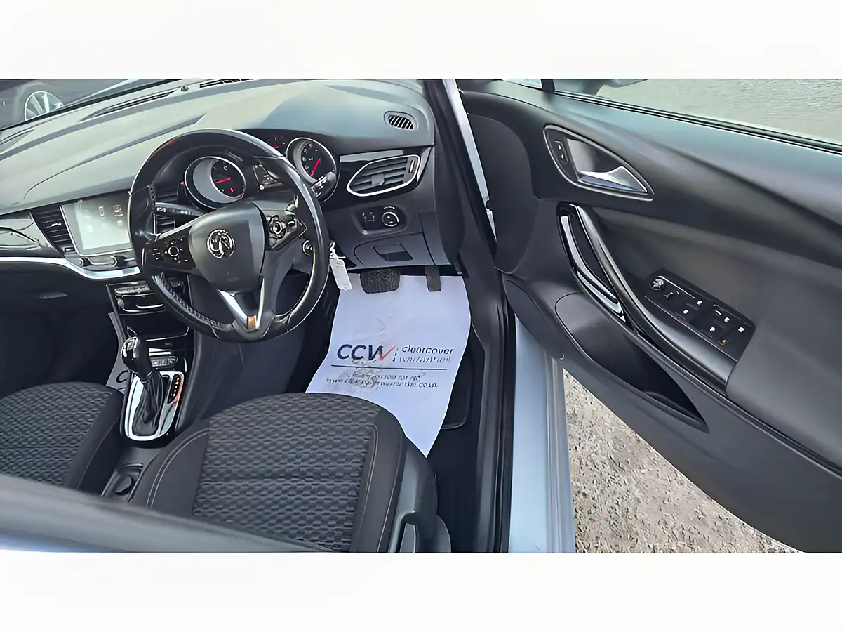 Used 2016 Vauxhall Astra Sri Nav Silver - Interior and Exterior details 14