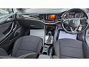 Used 2016 Vauxhall Astra Sri Nav Silver - Interior and Exterior details 18