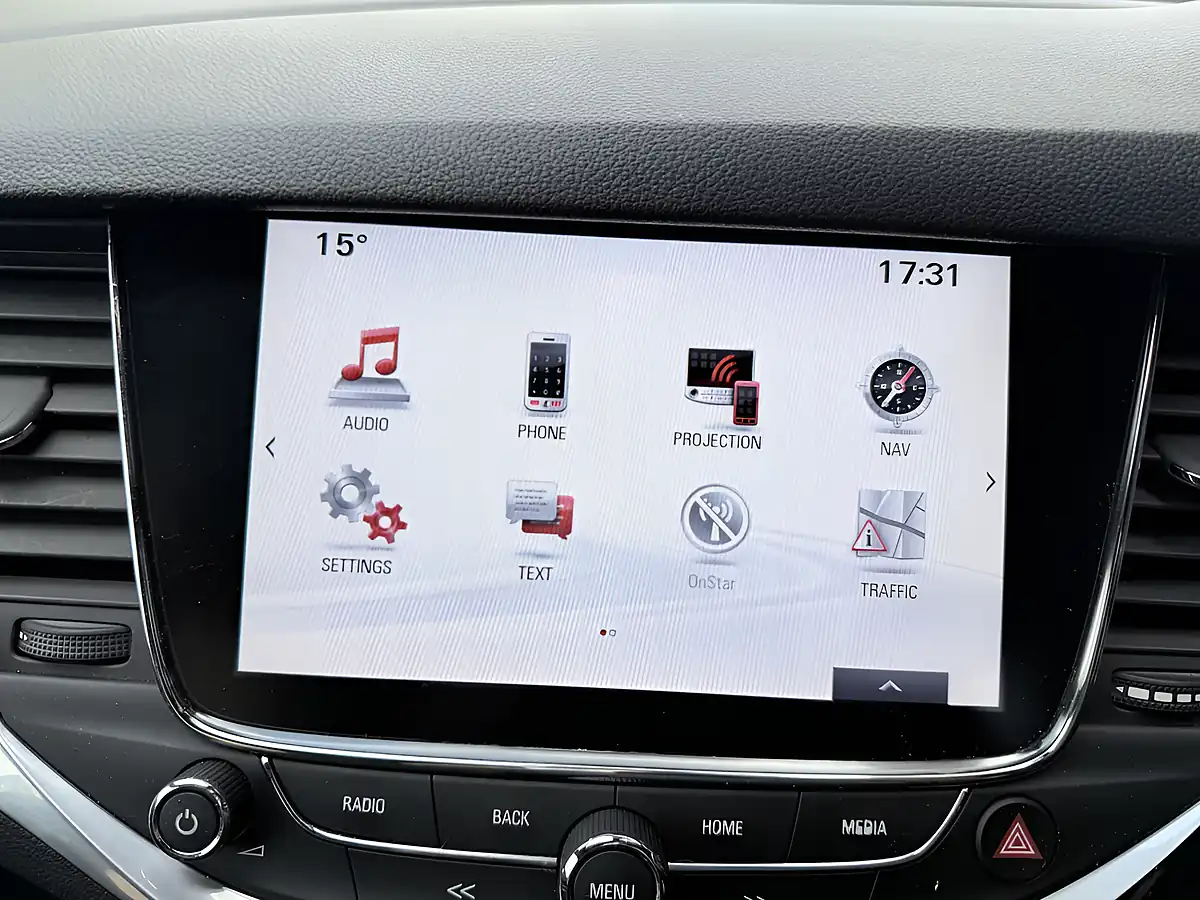 Used 2016 Vauxhall Astra Sri Nav Silver - Interior and Exterior details 16