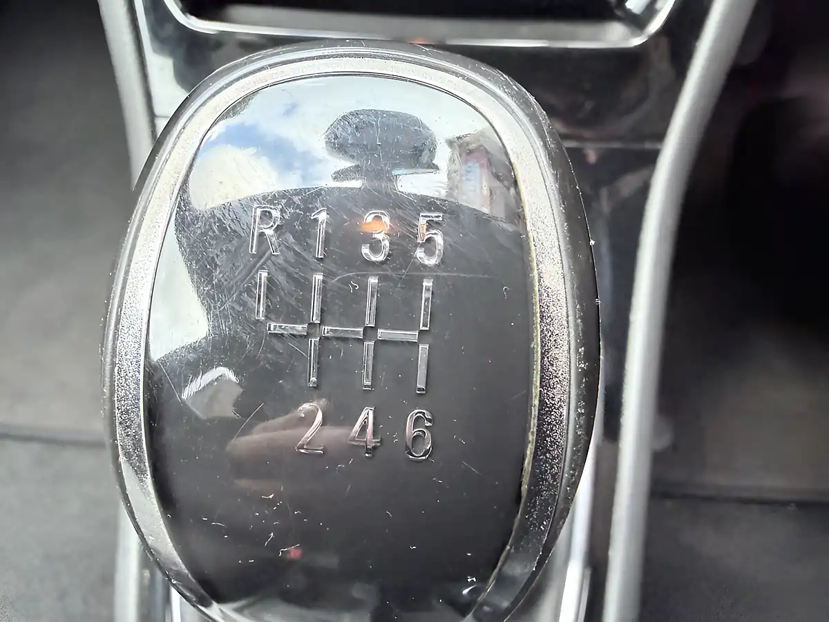 Used 2016 Vauxhall Astra Sri Nav Silver - Interior and Exterior details 19