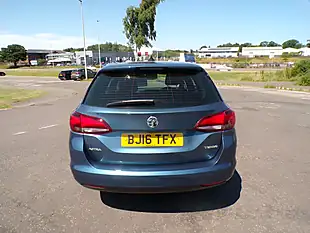 Used 2016 Vauxhall Astra Sri Nav Sports Tourer Blue - Interior and Exterior details 11