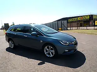 Used 2016 Vauxhall Astra Sri Nav Sports Tourer Blue - Interior and Exterior details 3