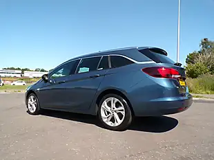 Used 2016 Vauxhall Astra Sri Nav Sports Tourer Blue - Interior and Exterior details 8