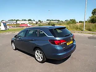 Used 2016 Vauxhall Astra Sri Nav Sports Tourer Blue - Interior and Exterior details 9