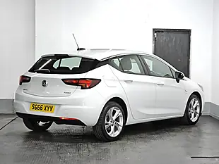Used 2016 Vauxhall Astra Sri Olympic White - Interior and Exterior details 5