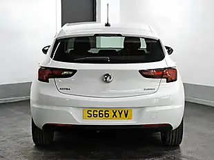 Used 2016 Vauxhall Astra Sri Olympic White - Interior and Exterior details 7
