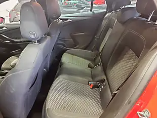 Used 2016 Vauxhall Astra Sri Red - Interior and Exterior details 6