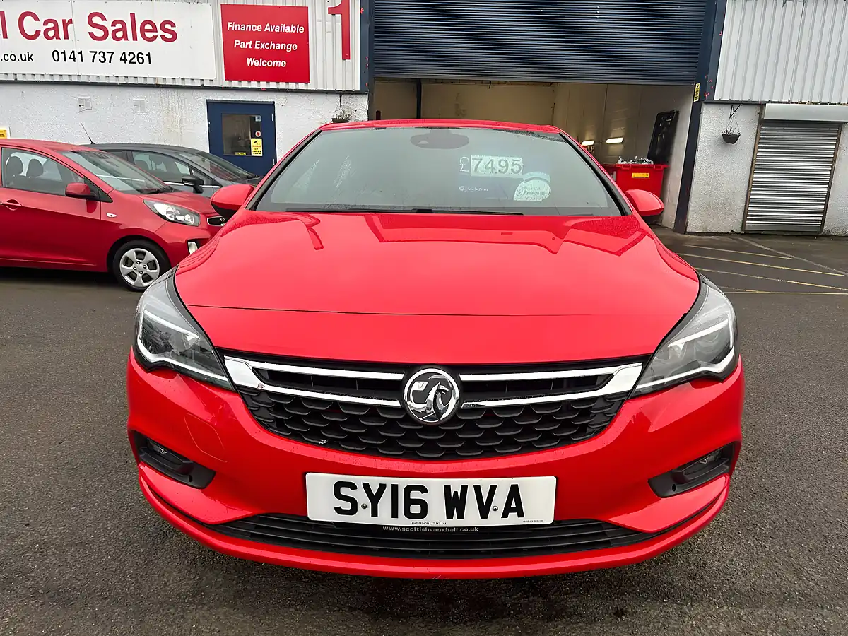 Used 2016 Vauxhall Astra Sri Red - Interior and Exterior details 6