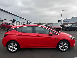 Used 2016 Vauxhall Astra Sri Red - Interior and Exterior details 8
