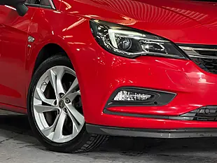 Used 2016 Vauxhall Astra Sri Red - Interior and Exterior details 11