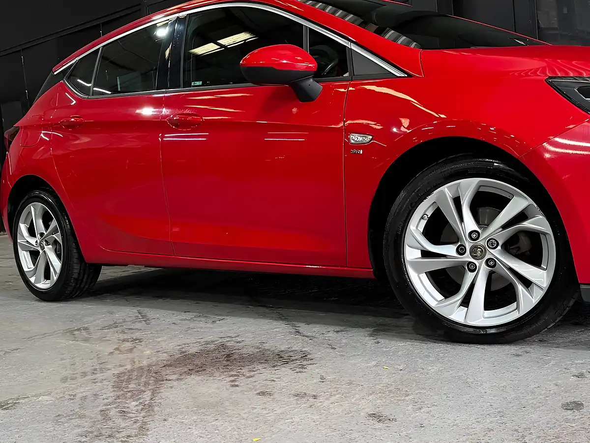 Used 2016 Vauxhall Astra Sri Red - Interior and Exterior details 20