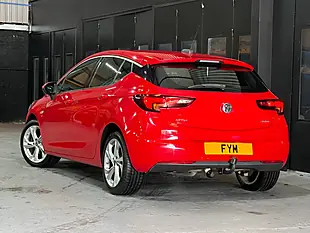 Used 2016 Vauxhall Astra Sri Red - Interior and Exterior details 5