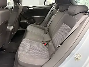 Used 2016 Vauxhall Astra Sri Silver - Interior and Exterior details 15