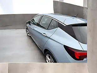 Used 2016 Vauxhall Astra Sri Silver - Interior and Exterior details 8