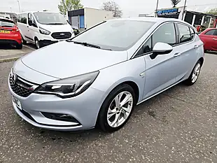 Used 2016 Vauxhall Astra Sri Silver - Interior and Exterior details 2