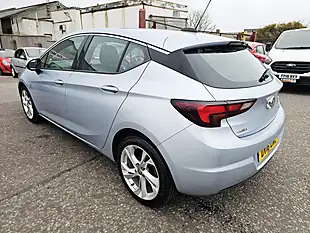 Used 2016 Vauxhall Astra Sri Silver - Interior and Exterior details 3