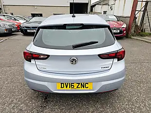 Used 2016 Vauxhall Astra Sri Silver - Interior and Exterior details 4