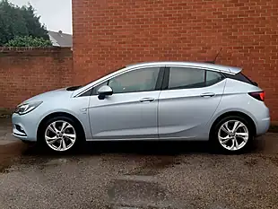 Used 2016 Vauxhall Astra Sri Silver - Interior and Exterior details 2