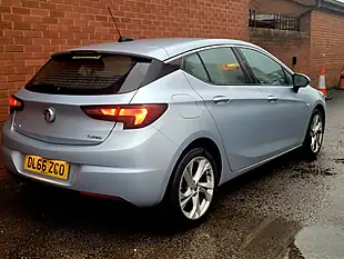 Used 2016 Vauxhall Astra Sri Silver - Interior and Exterior details 6