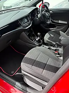Used 2016 Vauxhall Astra Sri Sports Tourer Red - Interior and Exterior details 5
