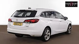 Used 2016 Vauxhall Astra Sri White - Interior and Exterior details 5