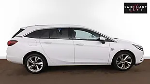 Used 2016 Vauxhall Astra Sri White - Interior and Exterior details 6