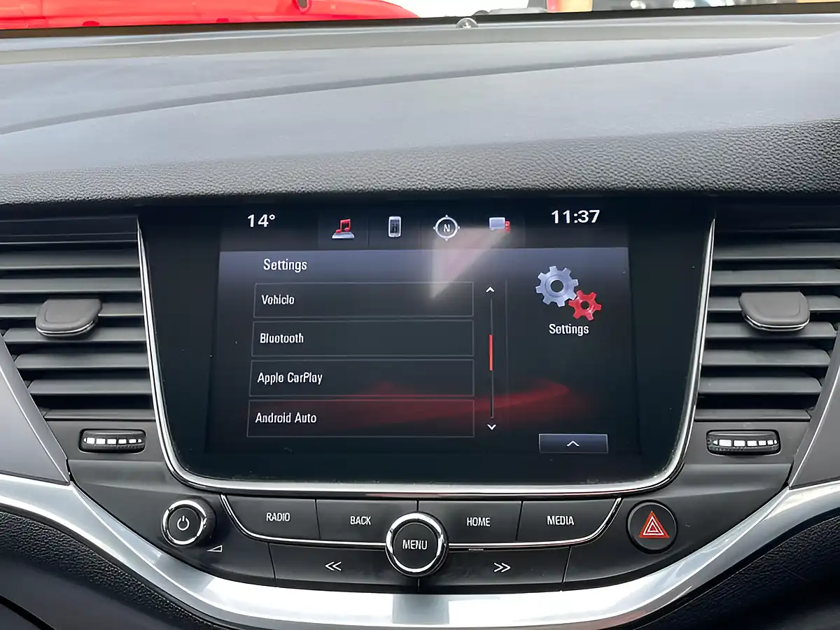 Used 2016 Vauxhall Astra Tech Line Black - Interior and Exterior details 17