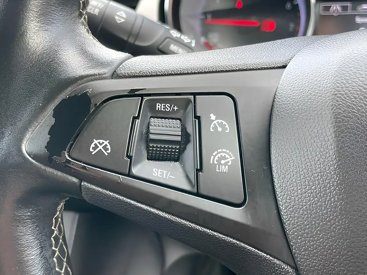 Used 2016 Vauxhall Astra Tech Line Black - Interior and Exterior details 20