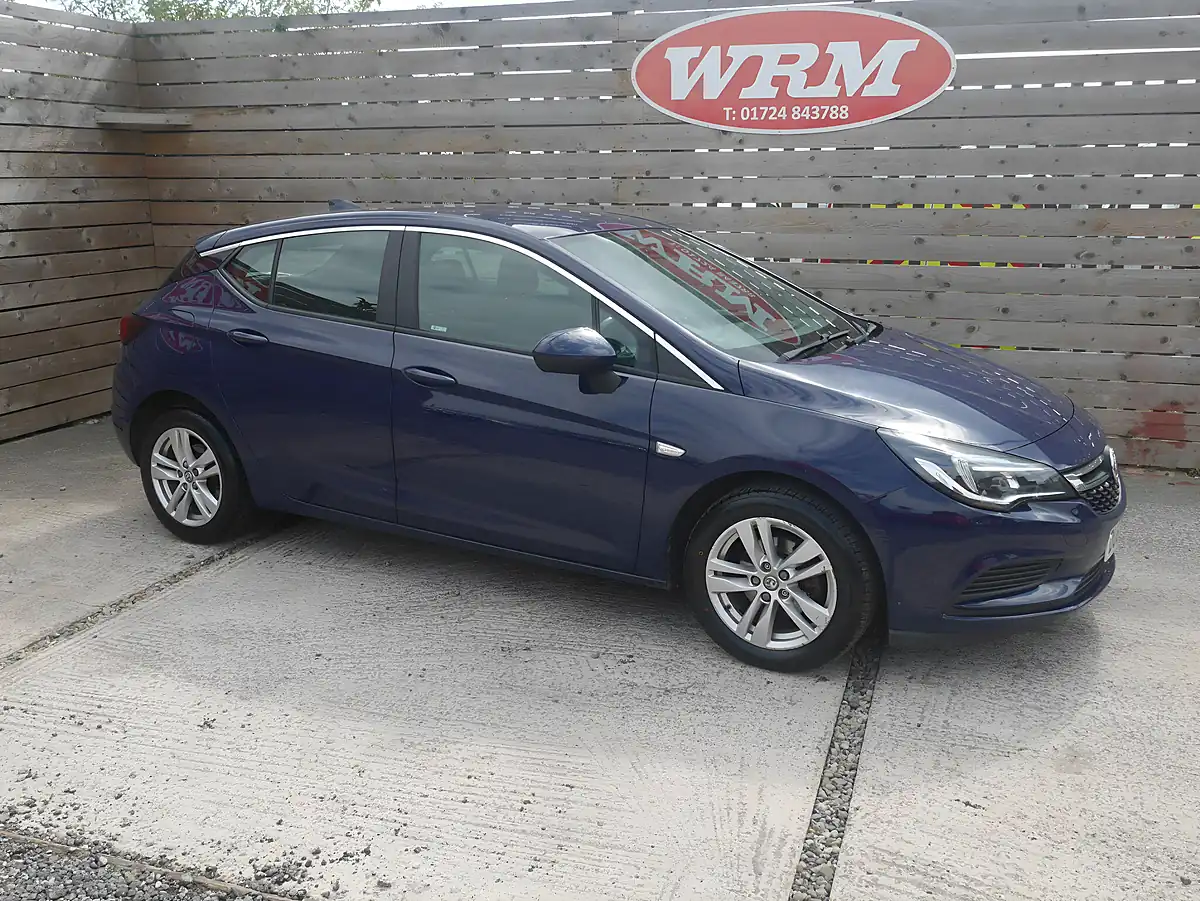 Used 2016 Vauxhall Astra Tech Line Royal Blue - Interior and Exterior details 2