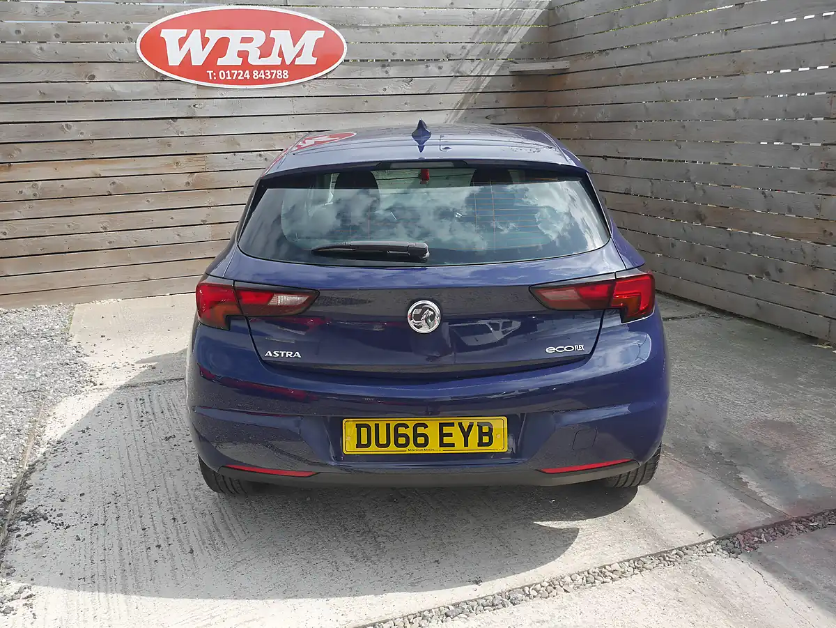 Used 2016 Vauxhall Astra Tech Line Royal Blue - Interior and Exterior details 8