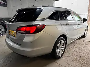 Used 2016 Vauxhall Astra Tech Line Sports Tourer Silver - Interior and Exterior details 10