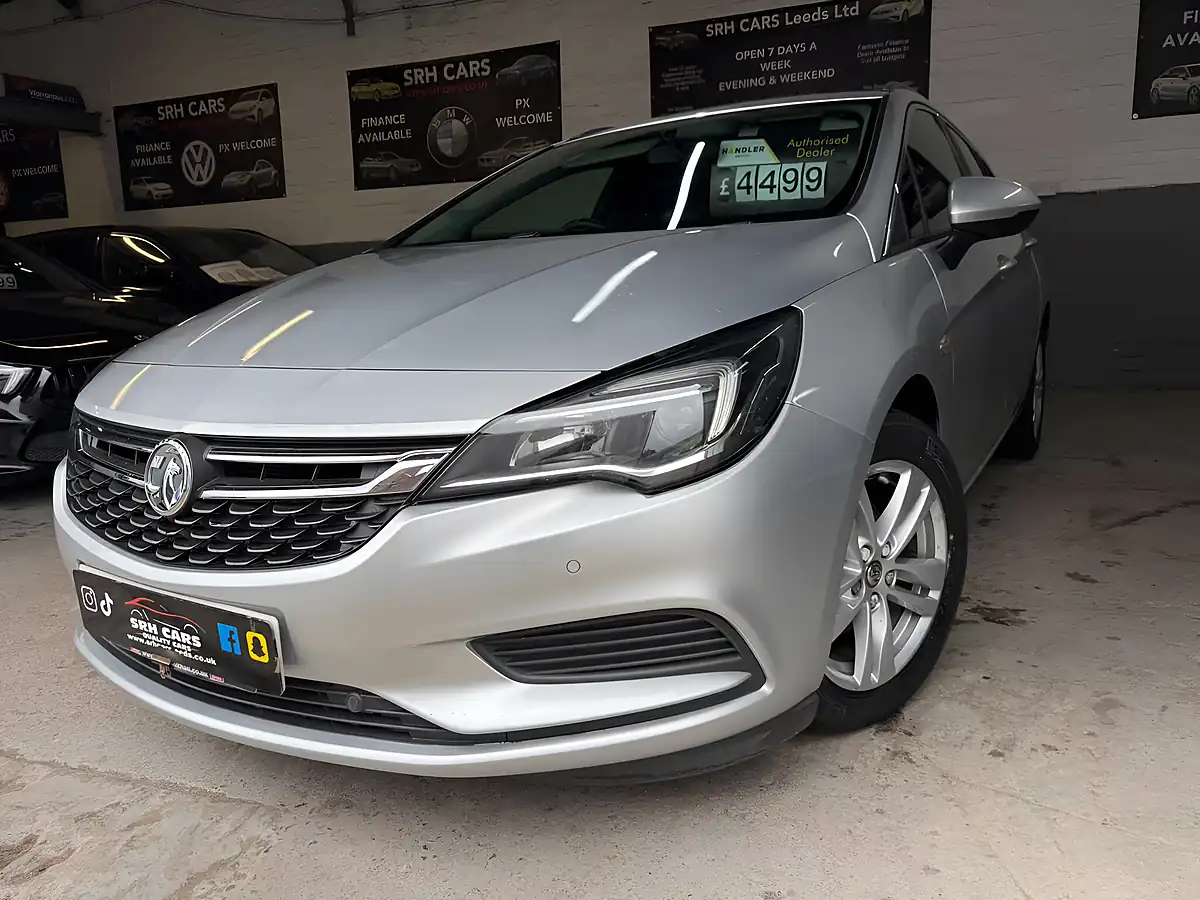 Used 2016 Vauxhall Astra Tech Line Sports Tourer Silver - Interior and Exterior details 15