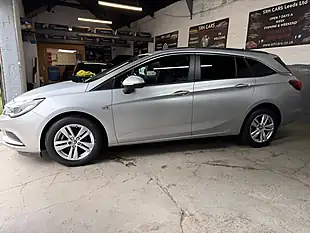 Used 2016 Vauxhall Astra Tech Line Sports Tourer Silver - Interior and Exterior details 16
