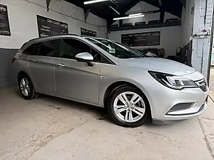Used 2016 Vauxhall Astra Tech Line Sports Tourer Silver - Interior and Exterior details 5
