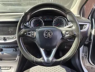 Used 2016 Vauxhall Astra Tech Line White - Interior and Exterior details 15