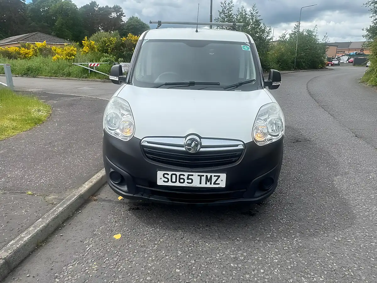 Used 2016 Vauxhall Combo L1 H1 White - Interior and Exterior details 2
