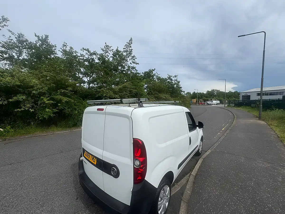 Used 2016 Vauxhall Combo L1 H1 White - Interior and Exterior details 9