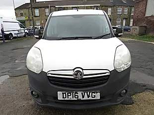 Used 2016 Vauxhall Combo Panel Van White - Interior and Exterior details 10