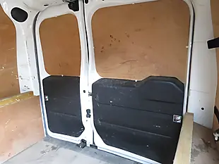 Used 2016 Vauxhall Combo Panel Van White - Interior and Exterior details 13