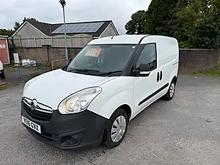 Used 2016 Vauxhall Combo Panel Van White - Interior and Exterior details 7