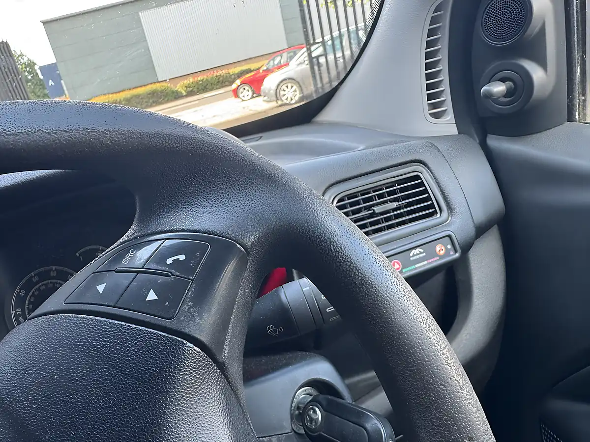 Used 2016 Vauxhall Combo Silver - Interior and Exterior details 16