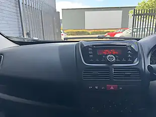 Used 2016 Vauxhall Combo Silver - Interior and Exterior details 17