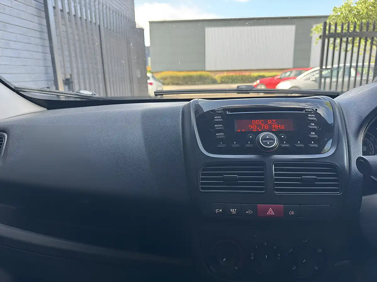 Used 2016 Vauxhall Combo Silver - Interior and Exterior details 17