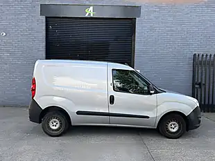 Used 2016 Vauxhall Combo Silver - Interior and Exterior details 5
