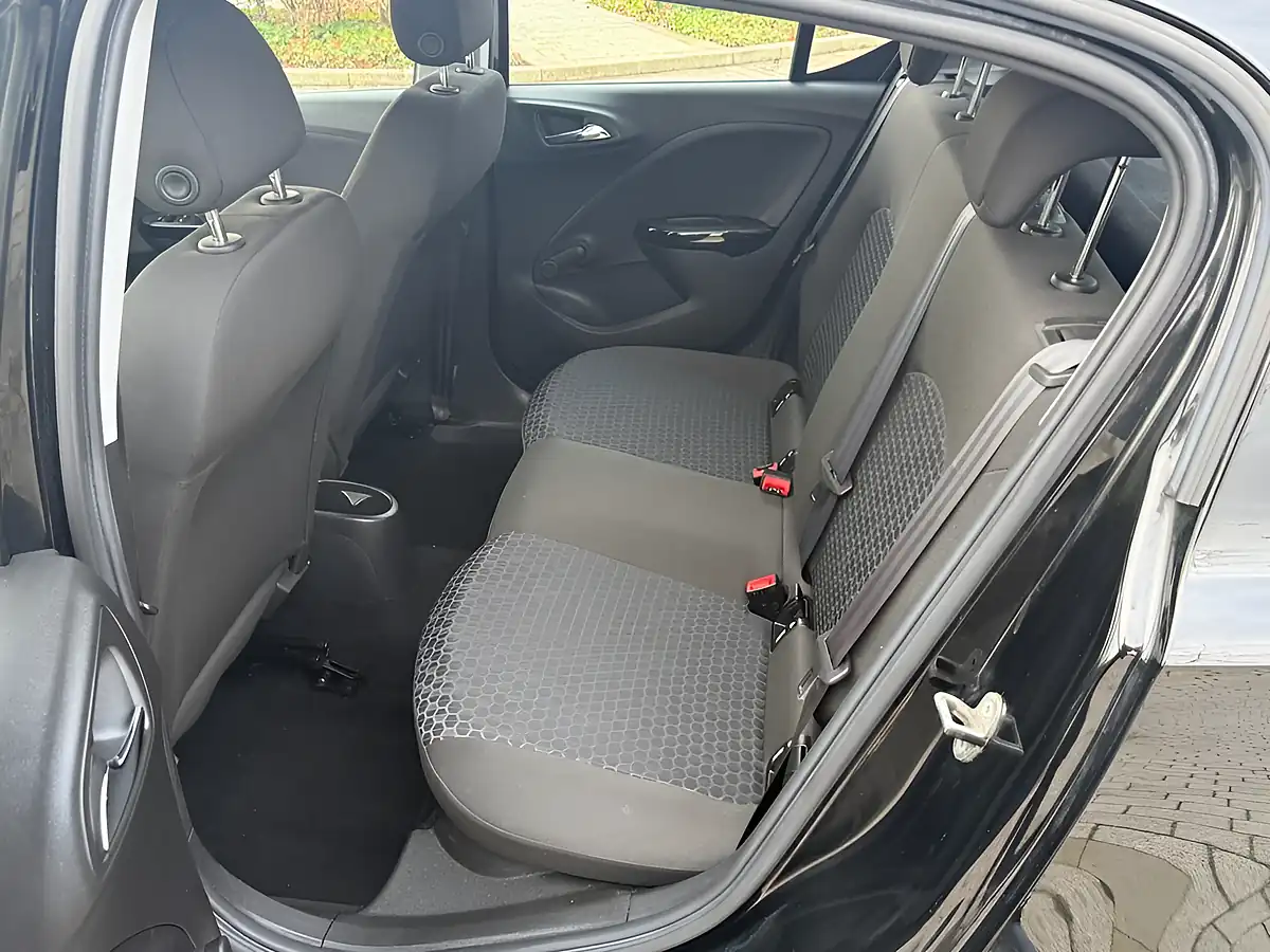 Used 2016 Vauxhall Corsa Black - Interior and Exterior details 17
