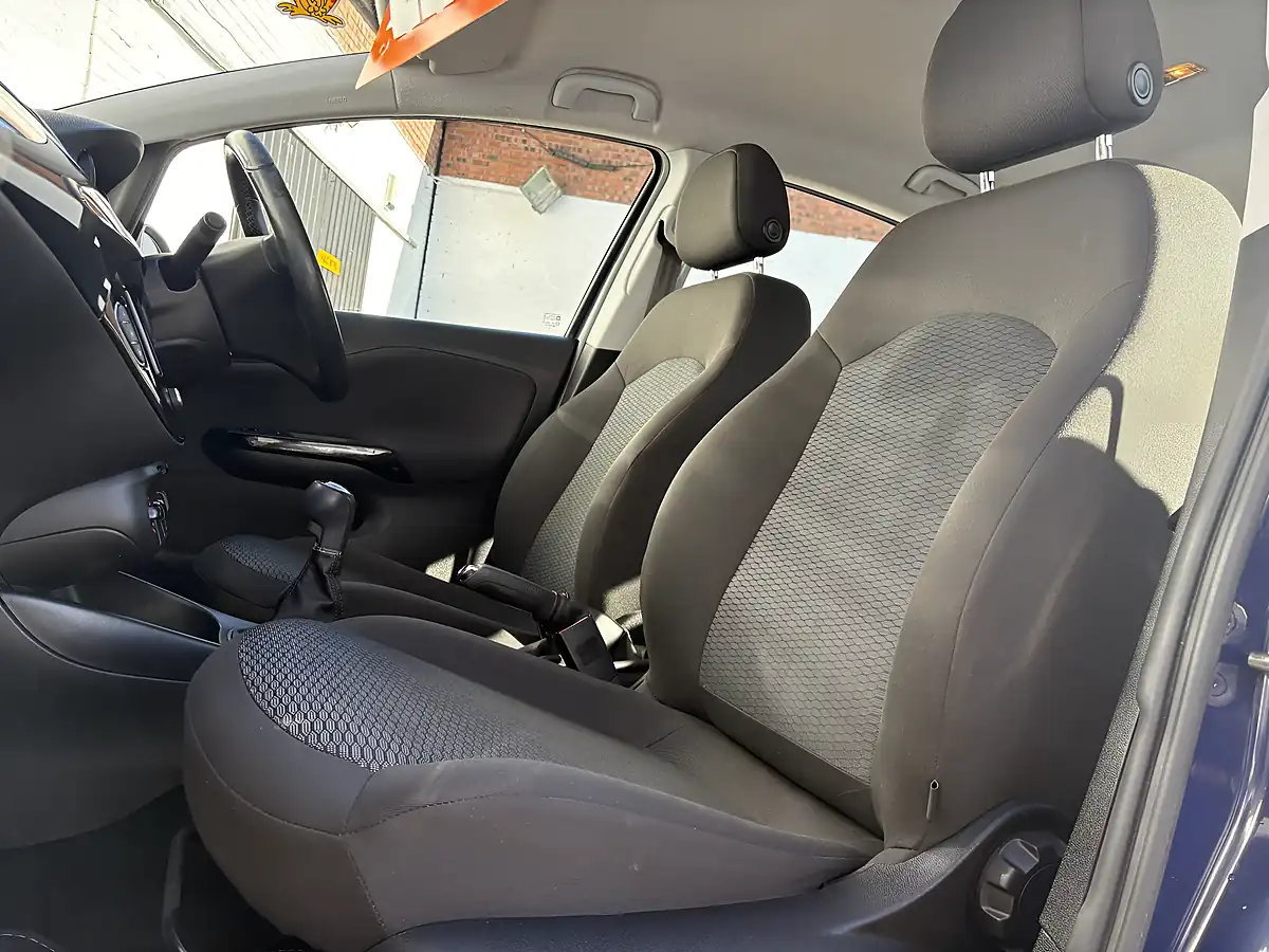 Used 2016 Vauxhall Corsa Blue - Interior and Exterior details 11